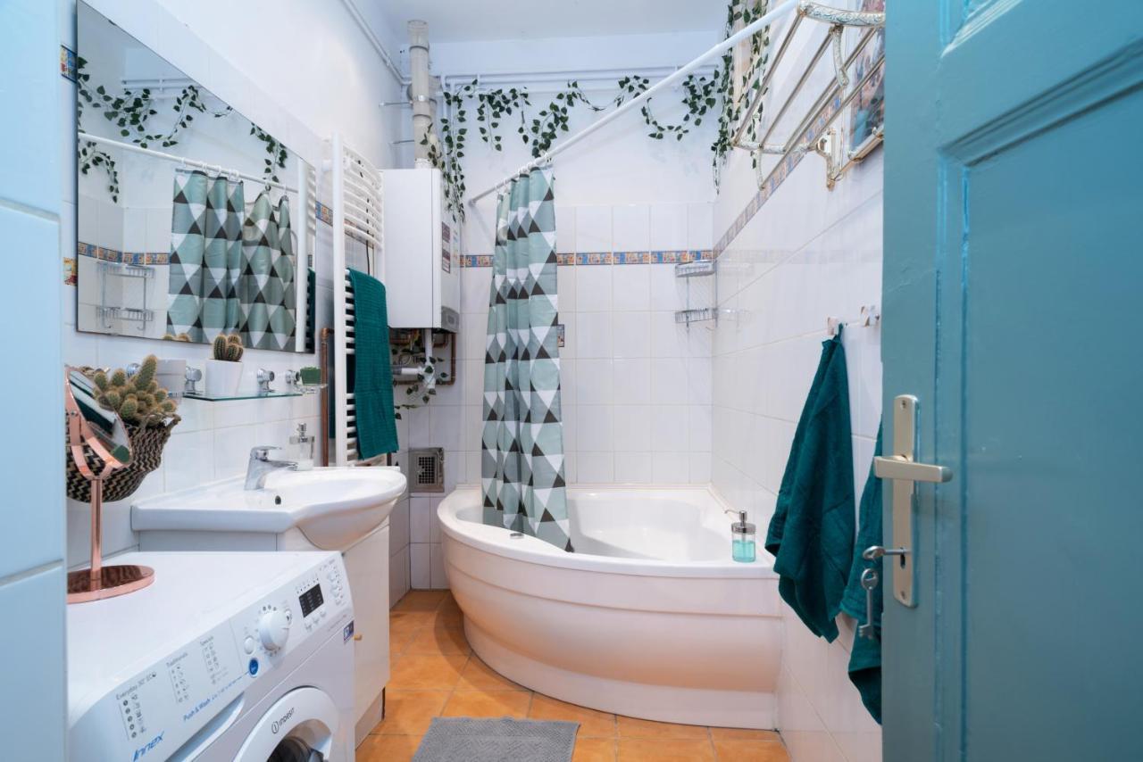 Cozy Boho Apartment, Super Central, Parliament, Netflix Budapeste Exterior foto