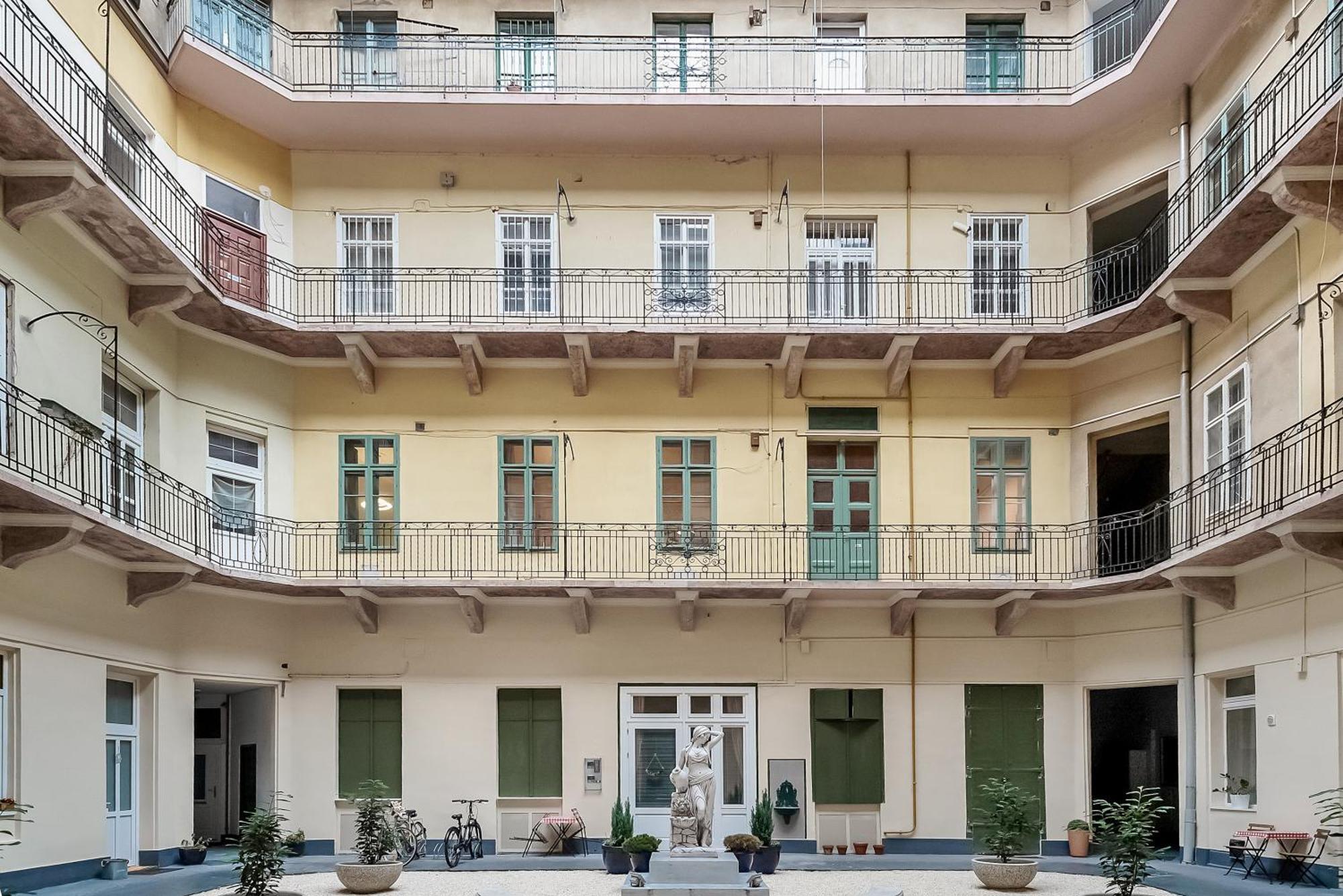Cozy Boho Apartment, Super Central, Parliament, Netflix Budapeste Exterior foto