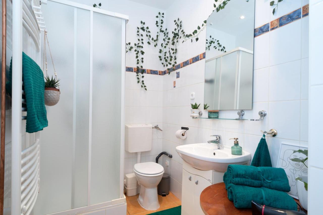 Cozy Boho Apartment, Super Central, Parliament, Netflix Budapeste Exterior foto
